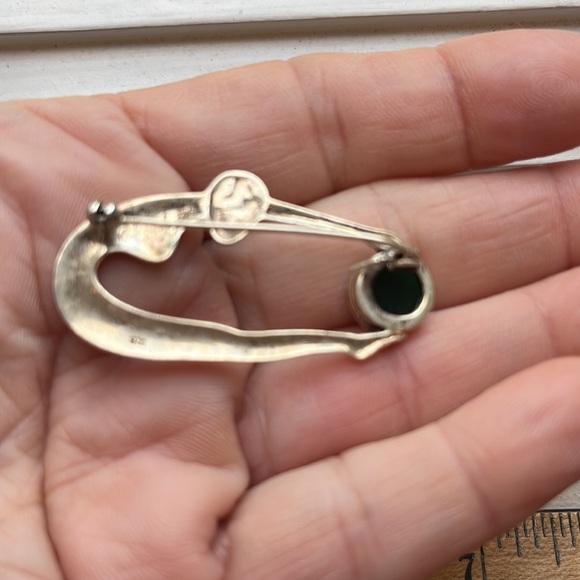 Sterling silver pin with malachite green stone - Picture 4 of 10